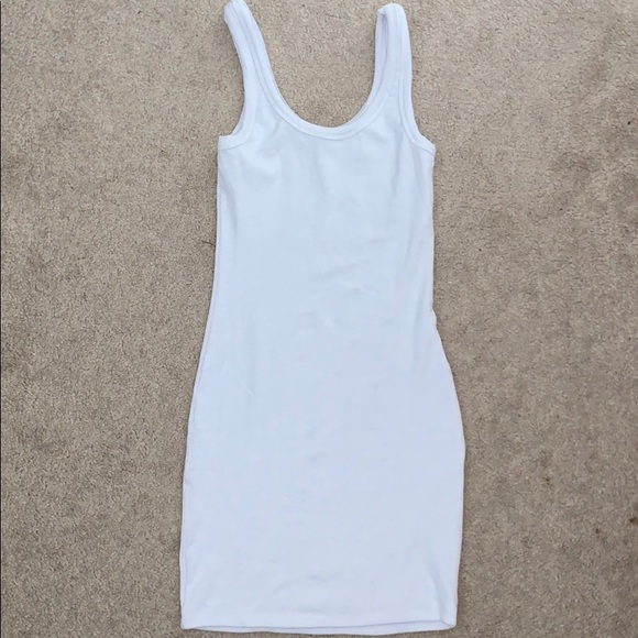 ⭐️3/25$ White dress